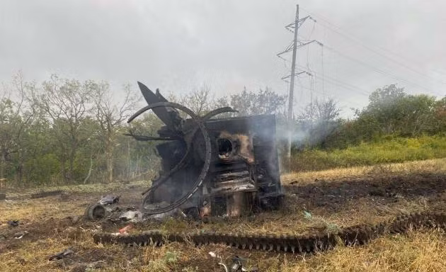 UAV Geran-2 ‘băm nát’ pháo tự hành 2S3 Akatsiya trong chiến dịch quân sự đặc biệt ở Ukraine