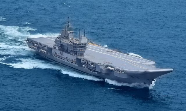 ‘Thành phố nổi' INS Vikrant - sức mạnh mới của Hải quân Ấn Độ 