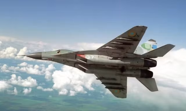 Ukraine công bố video máy bay chiến đấu MiG-29 bắn hạ UAV của Nga trong đêm