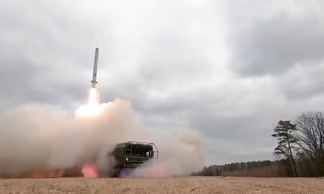 ‘Lá chắn thép’ Patriot của Ukraine gặp khó trước tên lửa Iskander nâng cấp của Nga