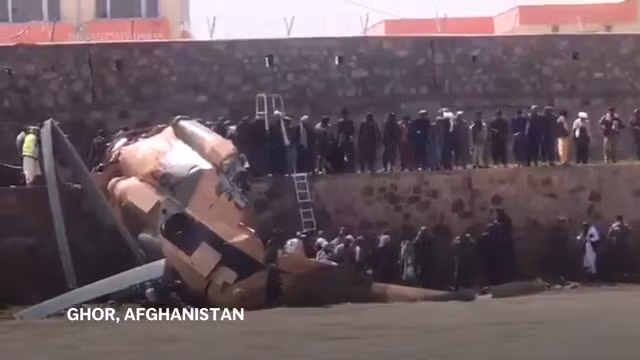Trực thăng quân sự rơi ở Afghanistan, 1 người chết, 12 người bị thương