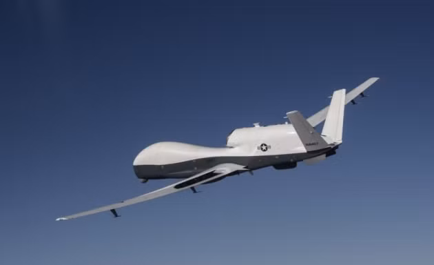 Máy bay trinh sát MQ-4C Triton của Mỹ mất tín hiệu khi do thám Biển Đen