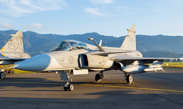 Phớt lờ đề xuất của ông Zelensky, Thụy Điển nói không có kế hoạch gửi máy bay Gripen tới Ukraine