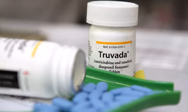 Những người dùng thuốc điều trị HIV hầu như không có khả năng lây lan virus qua đường tình dục 