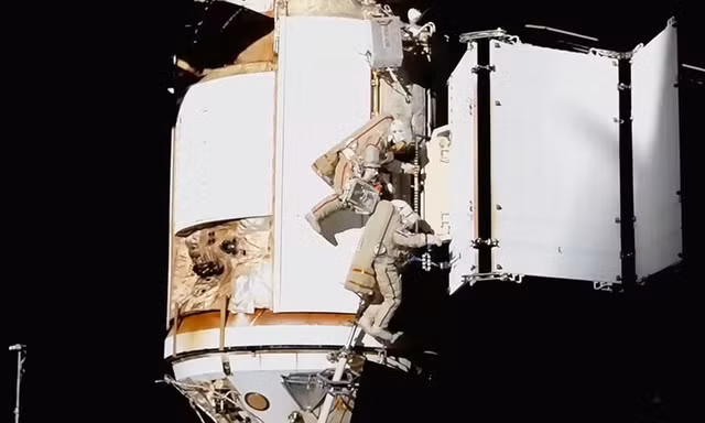 NASA điều tra rò rỉ amoniac trên khu vực Trạm vũ trụ quốc tế của Nga