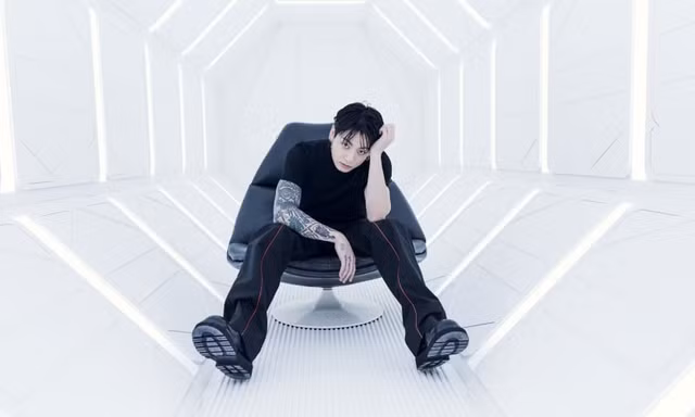 Jungkook BTS lại lập thêm một kỷ lục mới khiến fan 'nổ rần trời'