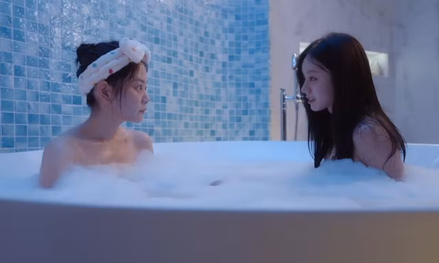 'Sao nữ' đang 'gây sốt' với phim 19+ 'hot' nhất Hàn hiện nay lo sợ chuyện kết hôn