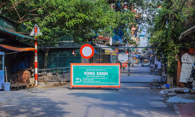 Các địa phương trọng điểm giãn cách xã hội từ cuối tháng 4 tới nay đã tác động mạnh lên thu ngân sách làm số thu sụt giảm.