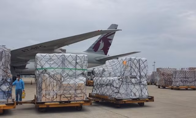 Lô thuốc 100 tỷ đồng chữa COVID do Thaiholdings và Tập đoàn Xuân Thành tài trợ đã về TPHCM
