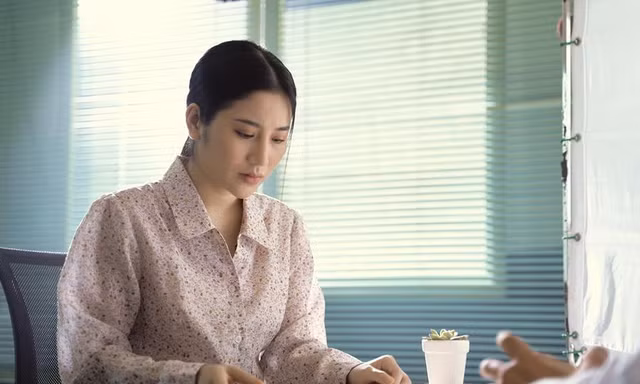Khán giả bật khóc trước hình ảnh 'người chị' Tố My bán thận giúp em trai chuyển giới 