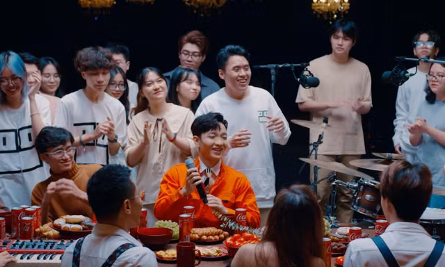 Hoàng Dũng nói gì về áp lực sau hit 'Nàng thơ', chia sẻ những khó khăn trong 5 năm đầu đi hát 