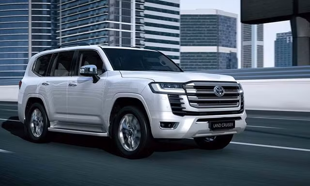 Sôi động thị trường ô tô Việt trong nửa cuối 2021