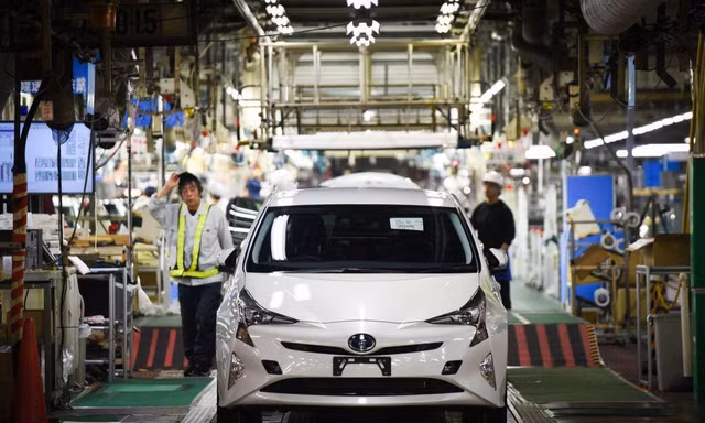 Toyota có thể tăng giá xe vì giá nguyên liệu tăng?