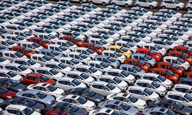 Những cách để tránh mua phải ô tô tồn kho lâu