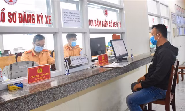 (ảnh: Lao Động)