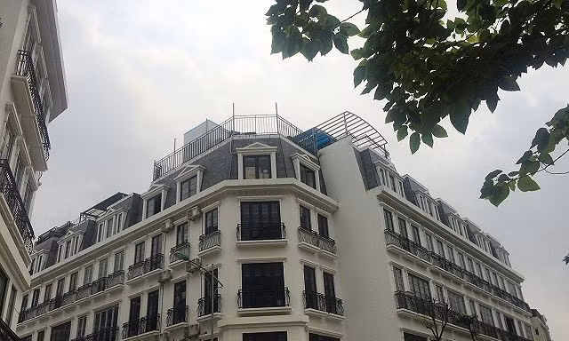 Cơi nới, lấn chiếm khu đô thị mới: Có sự 'đồng thuận' của chính quyền?