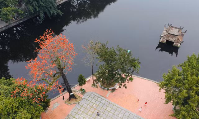 Di tích Quốc gia đặc biệt chùa Thầy. Ảnh: Nguyễn Trọng Tài