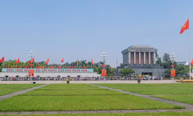 Du lịch Thủ đô bùng nổ dịp nghỉ lễ 2/9