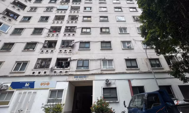 Khu chung cư 43-45, ngõ 130 Đốc Ngữ