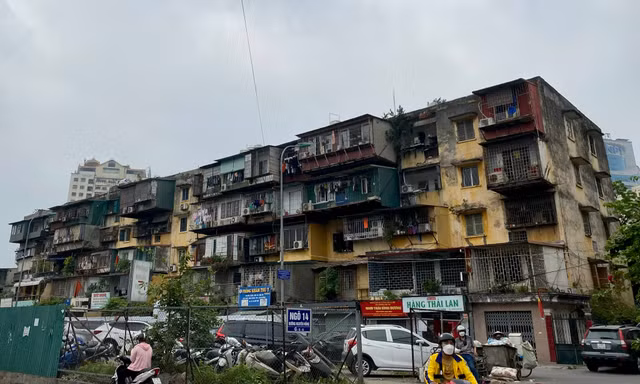 Hà Nội hoàn thành di dân khỏi chung cư cũ nguy hiểm trong quý I/2023