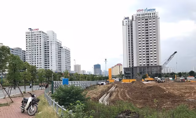 Hà Nội: Đại dự án The Lotus Center rộng 1,9ha thi công không phép