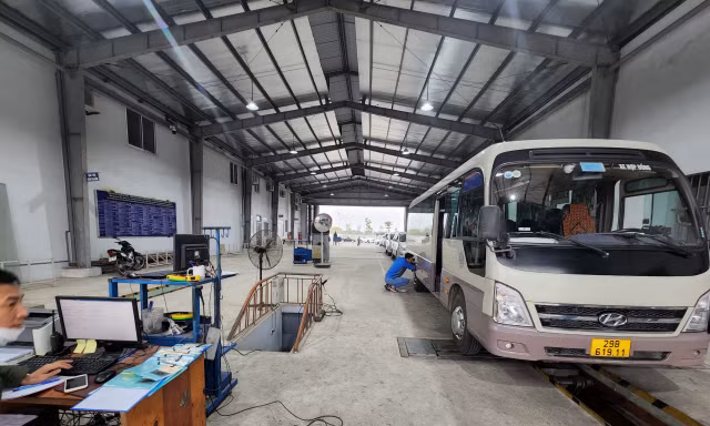 Nam Định: Trạm đăng kiểm mở lại, hoạt động cả thứ Bảy, Chủ nhật