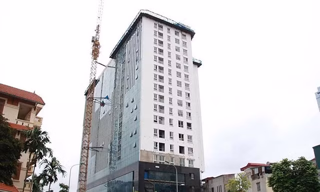 Hà Nội lại nêu khó xử lý nhà 8B Lê Trực