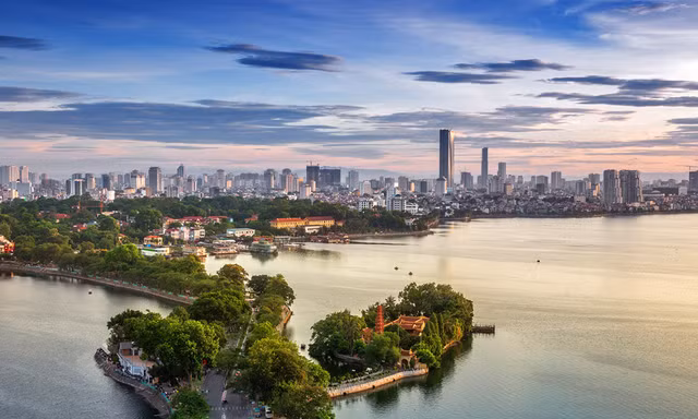 Sắp triển khai du lịch bay trực thăng tham quan Hà Nội 
