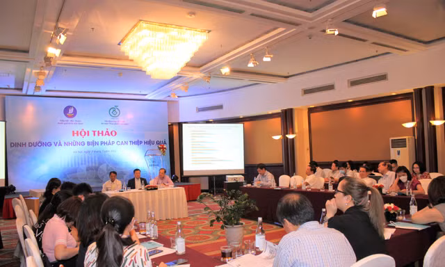 Toàn cảnh Hội thảo “Dinh dưỡng và những biện pháp can thiệp hiệu quả"
