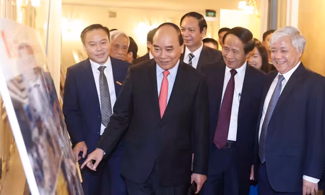 Chủ tịch nước dự Lễ tôn vinh nông dân Việt Nam xuất sắc năm 2022