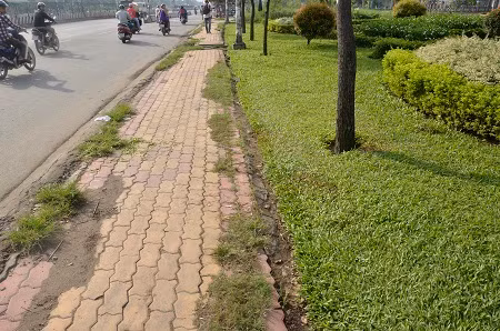 Kinh hoàng phát hiện thi thể bỏ trên quốc lộ