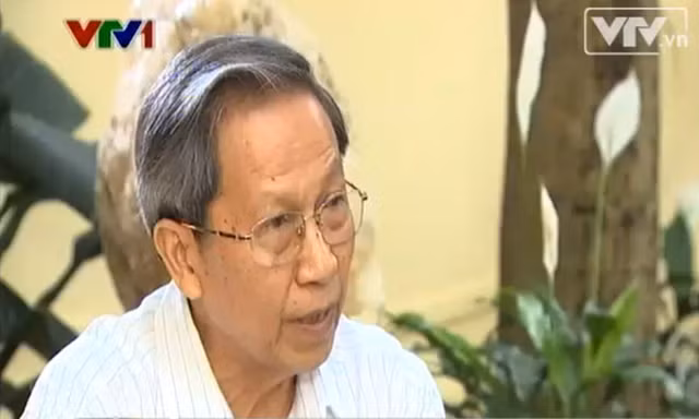 Thiếu tướng, Giáo sư Lê Văn Cương, nguyên Viện trưởng Viện Chiến lược, Bộ Công an.