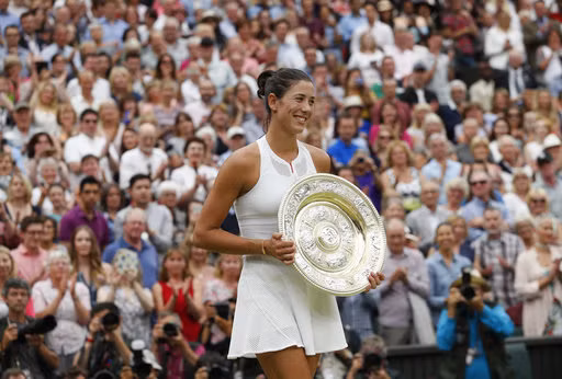 Garbine Muguruza lần đầu vô địch Wimbledon