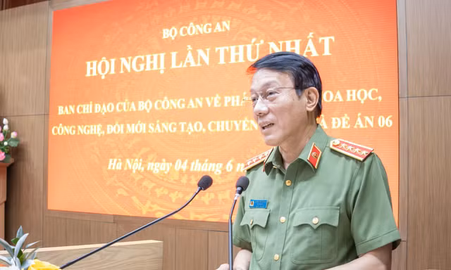 Công an Nhân dân thể hiện vai trò tiên phong trong chuyển đổi số quốc gia
