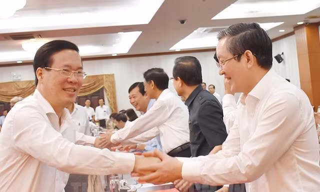 Thường trực Ban Bí thư chủ trì Hội thảo về phát huy sức mạnh đại đoàn kết toàn dân tộc
