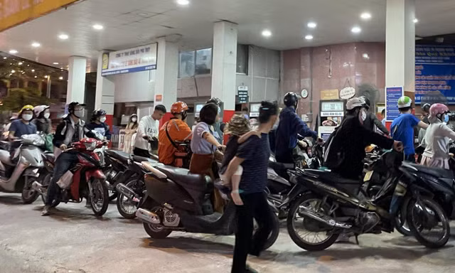 Giải quyết cơn sốt thiếu xăng dầu: Mới xử lý phần ngọn
