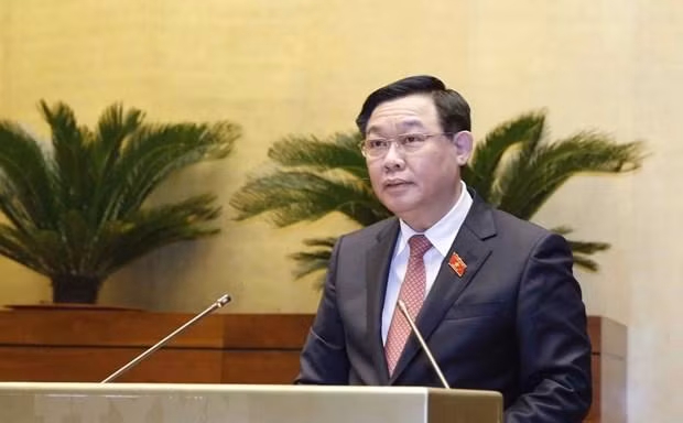 Chủ tịch Quốc hội Vương Đình Huệ phát biểu tại phiên bế mạc kỳ họp. Ảnh: TTXVN