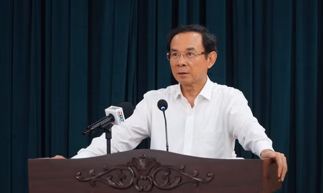 Bí thư Thành ủy TPHCM: 'Chỉ có hành động và hành động quyết liệt thì mới kịp'