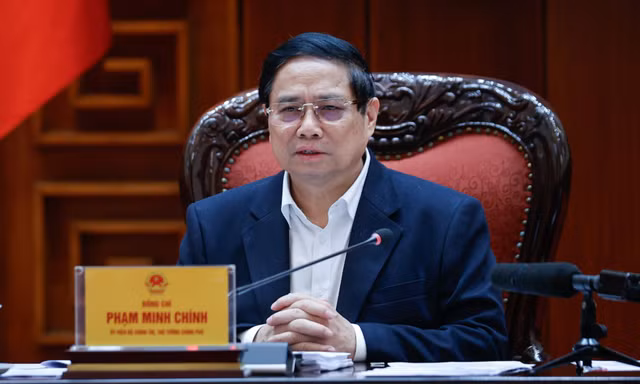 Bộ Chính trị chỉ định Chủ nhiệm, Phó Chủ nhiệm, Ủy viên Ủy ban Kiểm tra Đảng ủy Chính phủ