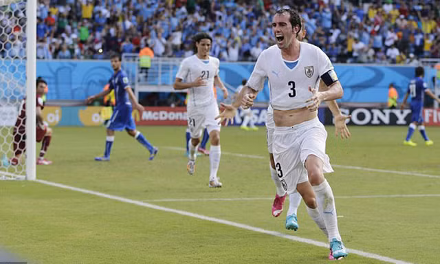 Diego Godin chỉ có giá 37 triệu USD vào năm 17 tuổi.