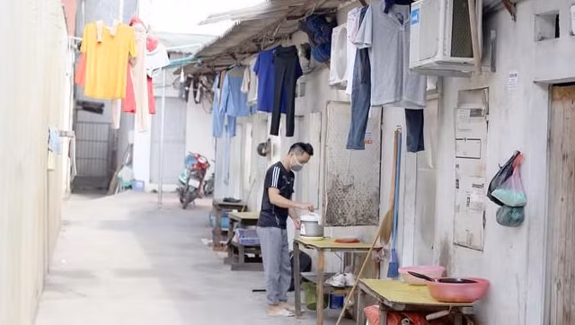 Vì sao chậm giải ngân gói hỗ trợ tiền thuê trọ cho người lao động?