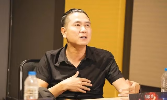 Hồ Hoài Anh đến trình diện, giải trình 