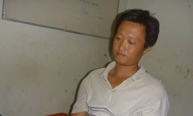 Hung thủ Võ Quốc Phong tại cơ quan công an