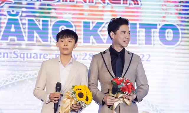 Ngọc Sơn hé lộ cuộc sống Hồ Văn Cường: Cát-sê 200 triệu đồng là bình thường