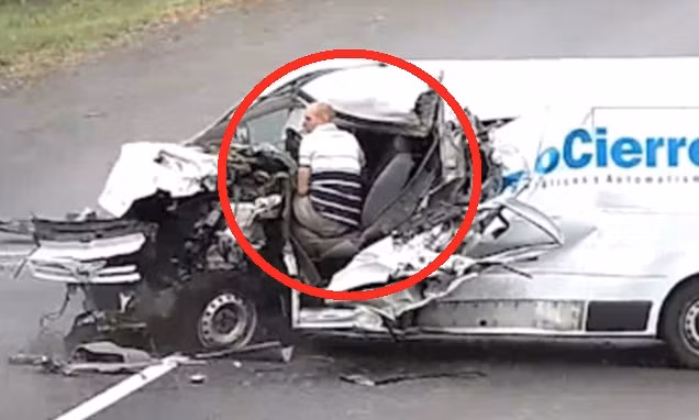 Tông trực diện xe tải ngược chiều, tài xế ngủ gật thoát chết khó tin