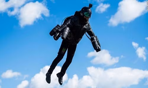 Gặp gỡ cha đẻ của bộ đồ bay đầu tiên trên thế giới