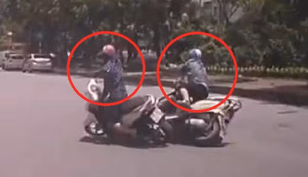 Đi song song để 'tám chuyện', 2 nữ 'ninja' tự đâm nhau 