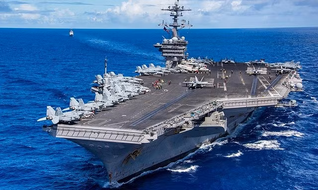 Sức mạnh tàu sân bay Carl Vinson của Mỹ sắp cập cảng Việt Nam