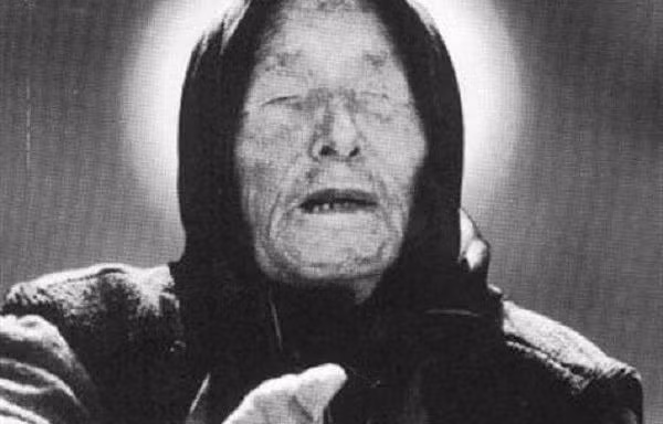 Nhà tiên tri mù Vanga. 