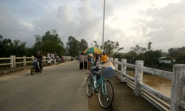Quảng Nam: Chèo ghe đi đánh cá, hai chị em chìm giữa dòng lũ